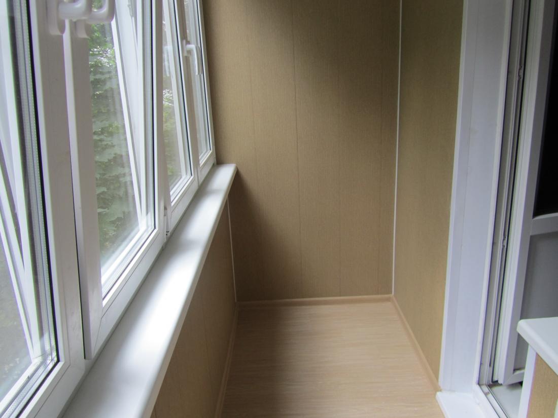 Отделка балкона фото внутри дизайн пластиковыми панелями