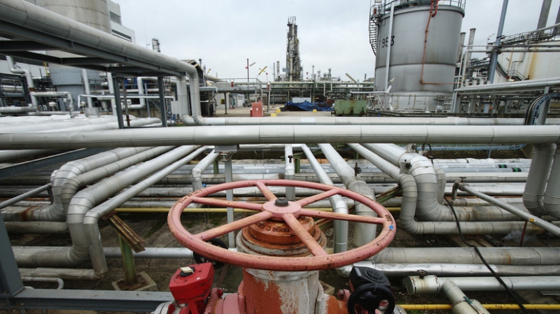 Цены фьючерсов на газ в Европе превышают $1400 за 1000 кубометров