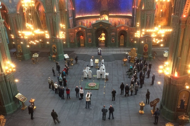 В Главном Храме Вооруженных сил прошел молебен о здравии пострадавших при защите Отечества