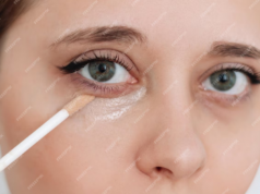 Консилер под глаза: идеальный помощник для вашей красоты