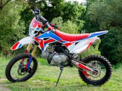 Подростковый бензиновый питбайк: первый шаг в мир мотоспорта